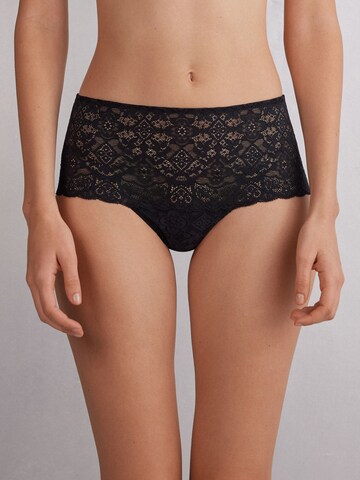 INTIMISSIMI Boyshorts in Black: front