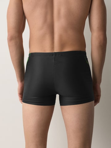 Pantaloncini da bagno di Next in nero