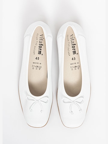 VITAFORM Ballet Flats in White