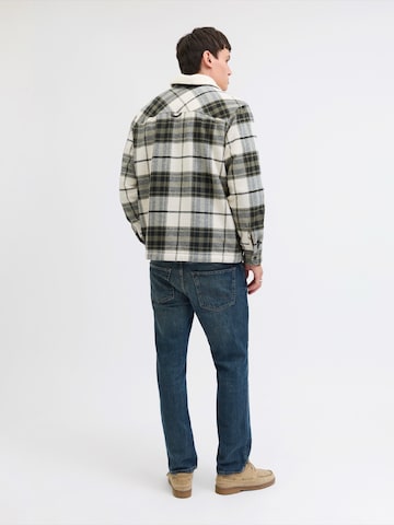 JACK & JONES Демисезонная куртка 'JJZAC' в Зеленый