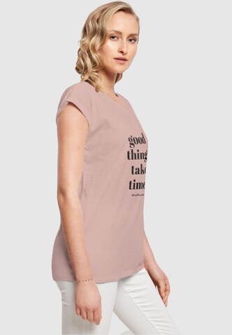 Merchcode T-Shirt 'Good Things Take Time' in Pink