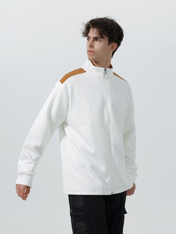 Youthup Athletic Cardigan in White