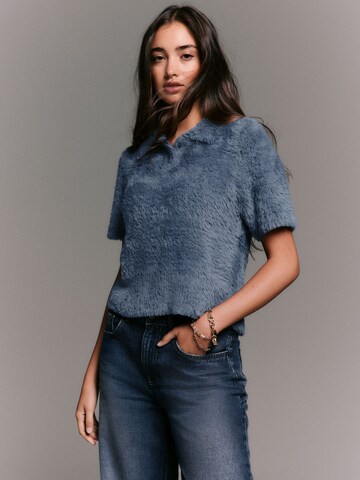 Pulover de la Next pe albastru: față