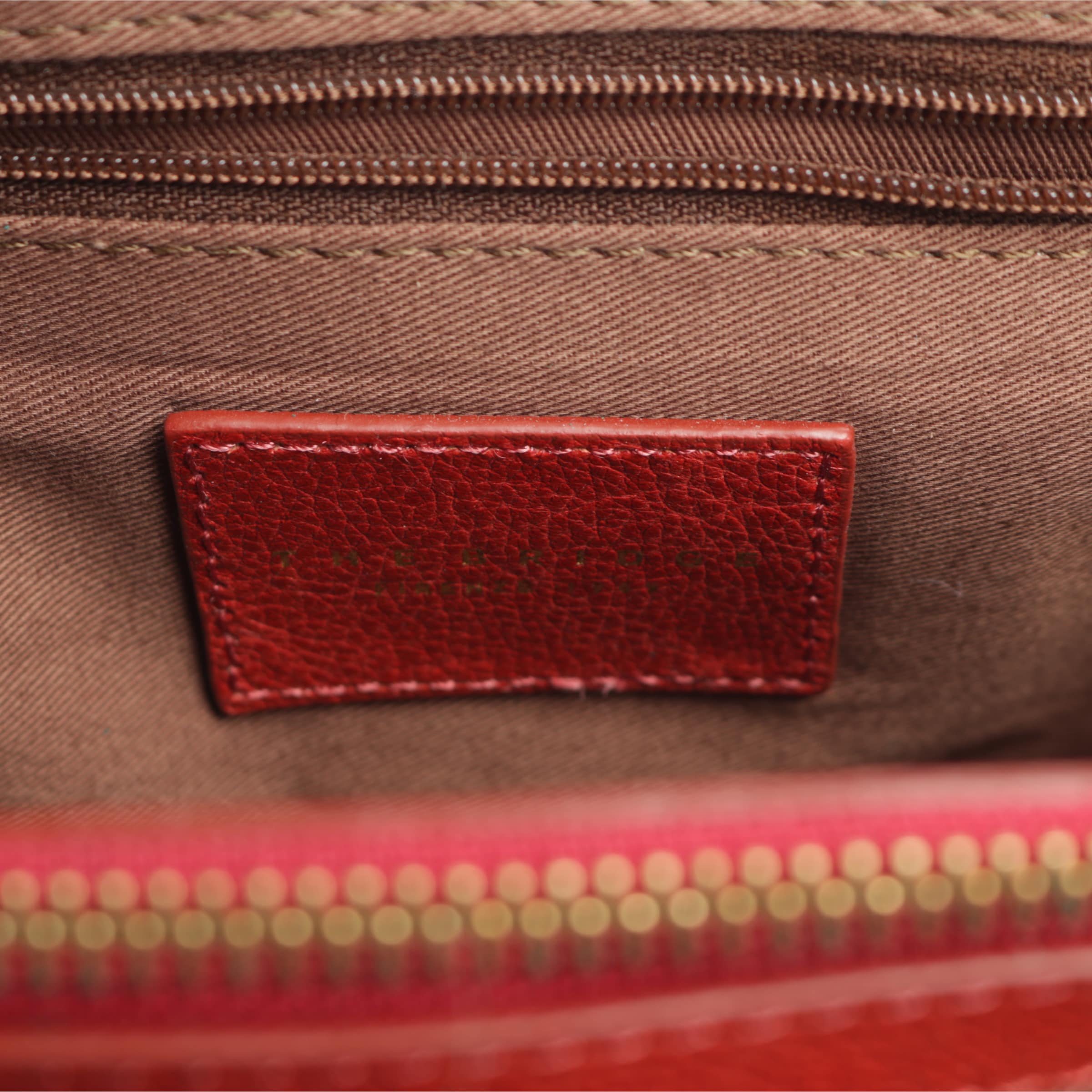 The Bridge Bag in One size in Red