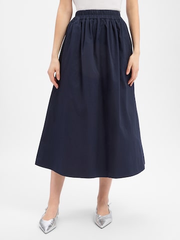 Marie Lund Rok in Blauw: voorkant
