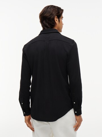Slim fit Camicia di TOMMY HILFIGER in nero