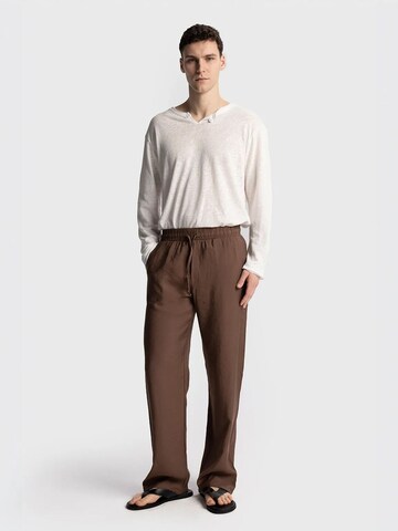 Regular Pantalon Giesto en marron