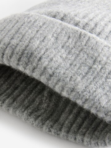 Next Beanie in Grey
