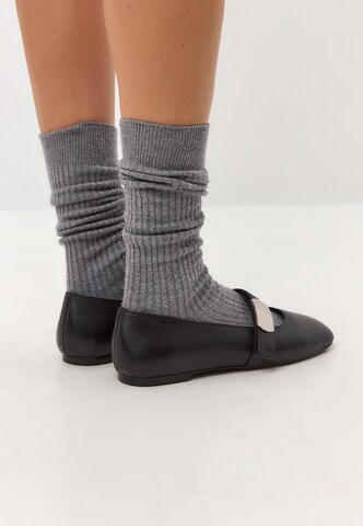 CESARE GASPARI Strap ballerina in Black
