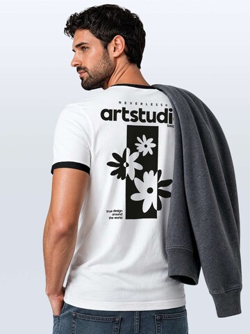 Neverless Shirt 'Artstudio Flowers' in White
