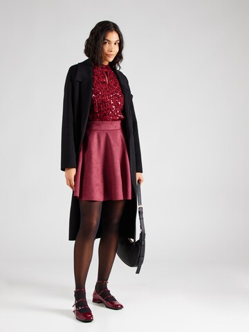 ABOUT YOU Skirt in Red