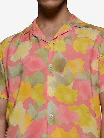 Campus Sutra Comfort Fit Skjorta 'Jayce' i blandade färger