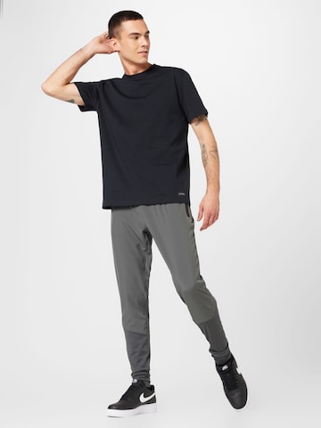 Virtus Tapered Workout Pants 'BLAG' in Grey