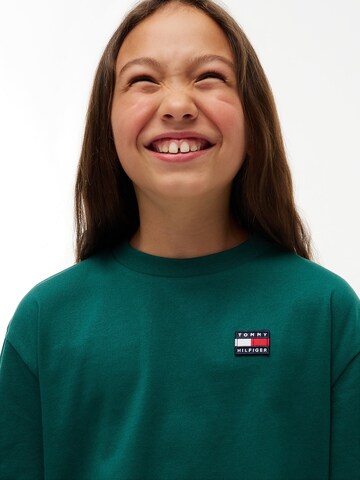 TOMMY HILFIGER T-Shirt 'Essential' in Grün