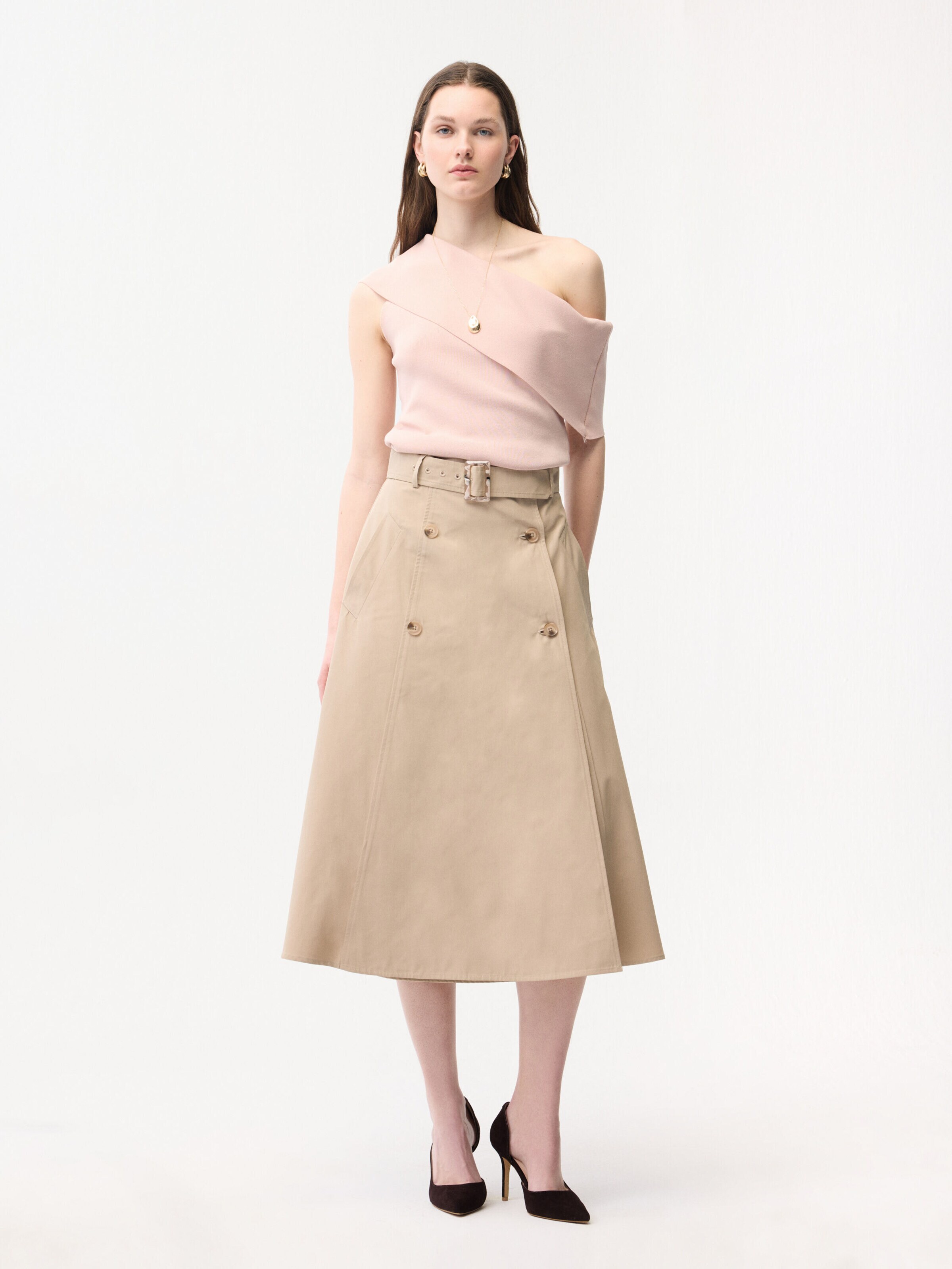 adl Rok in Beige