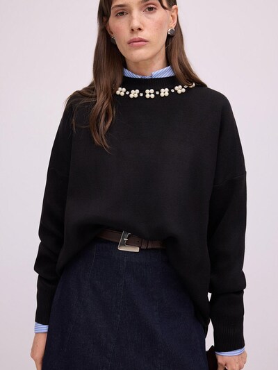 Touché Privé Pullover 'Sweater With Pearl Collar' i S i sort, Produktvisning