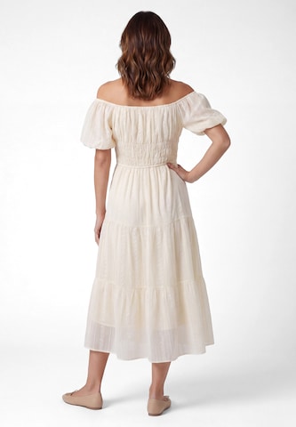 Usha - Vestido em bege