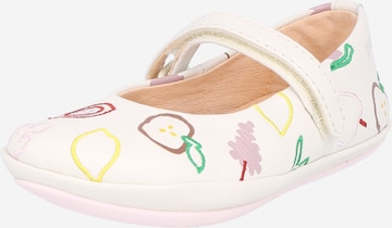 Chaussures ouvertes 'Right Twins' CAMPER en blanc : devant