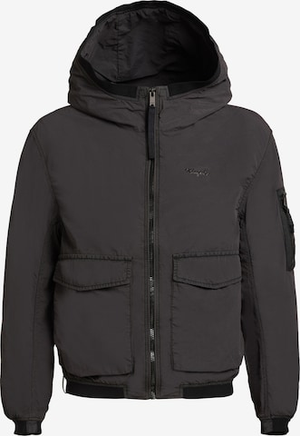 melns khujo Starpsezonu jaka 'Vona': no priekšpuses