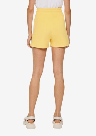 QS Regular Pants in Yellow
