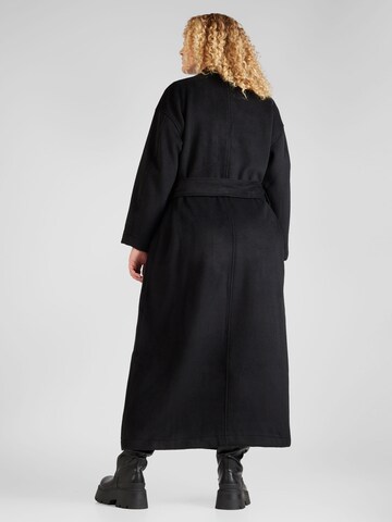 Manteau mi-saison 'CLARA' Object Curve en noir