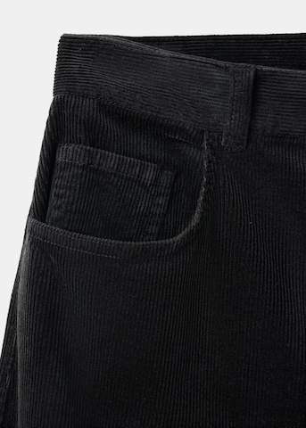 Loosefit Pantaloni 'Carmen' di MANGO in nero
