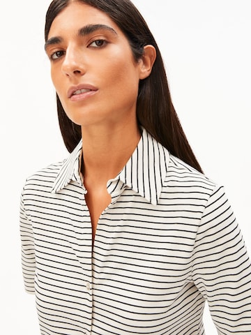 ARMEDANGELS Blouse in Beige: front