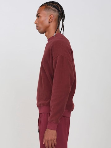 Sweat-shirt 'Pile Girocollo' OWN Off With Nature en rouge