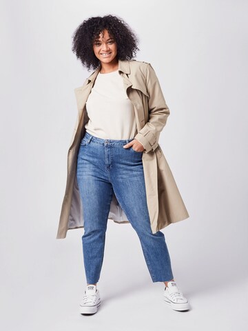 Coupe slim Jean 'MANYAANNE' Vero Moda Curve en bleu