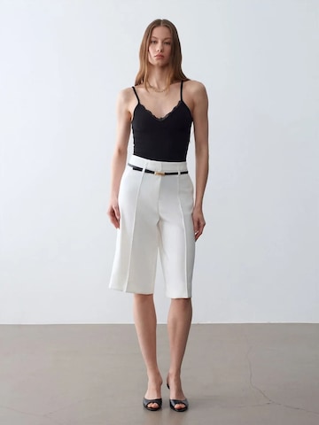 Wide Leg Pantalon Dilvin en blanc