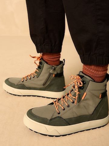 Next - Botas en verde