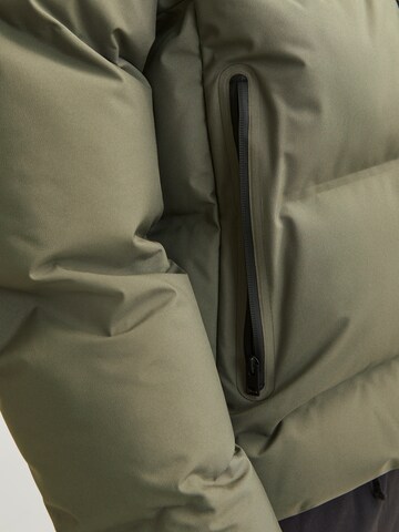 Veste d’hiver 'JCOAlpha' JACK & JONES en vert
