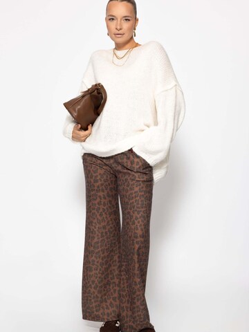 SASSYCLASSY Oversizepullover in Weiß