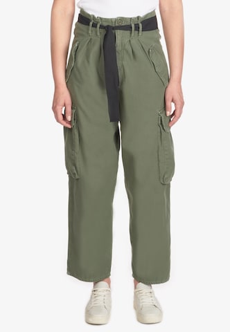 Le Temps Des Cerises Regular Pants in Green: front