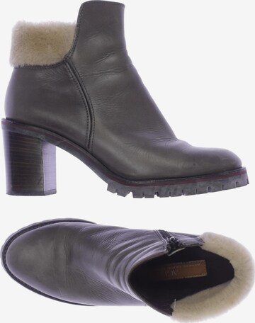 AGL Attilio Giusti Leombruni Dress Boots in 38,5 in Grey: front