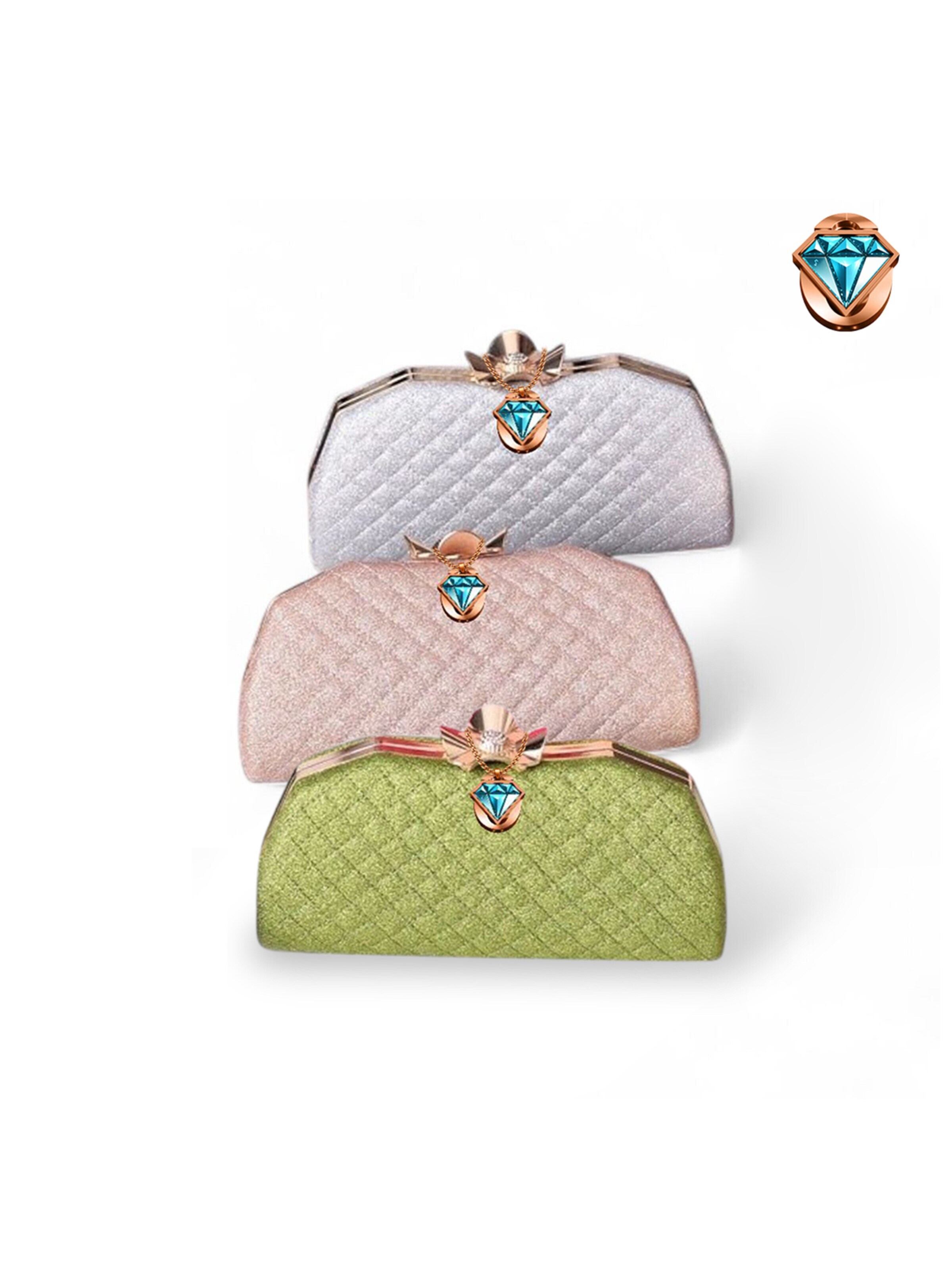 Elegon Clutch 'Model Malaysia' in Gold