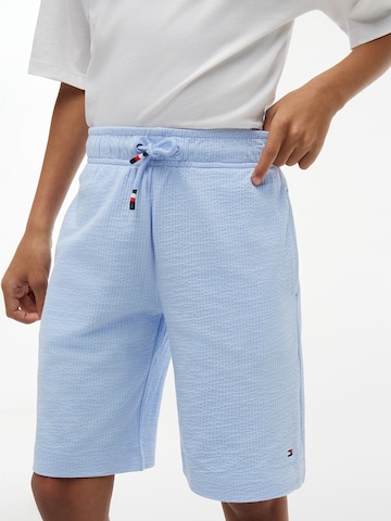 TOMMY HILFIGER - regular Pantalón en azul