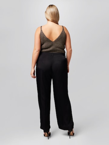 Loosefit Pantalon à plis 'Maggie' A LOT LESS en noir