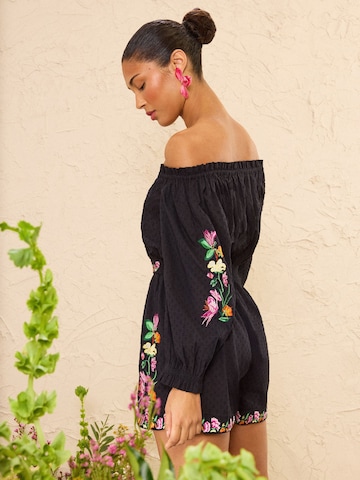 Salopeta de la love & roses pe negru