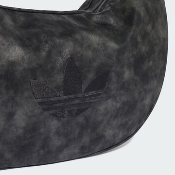Geantă de umăr de la ADIDAS ORIGINALS pe negru