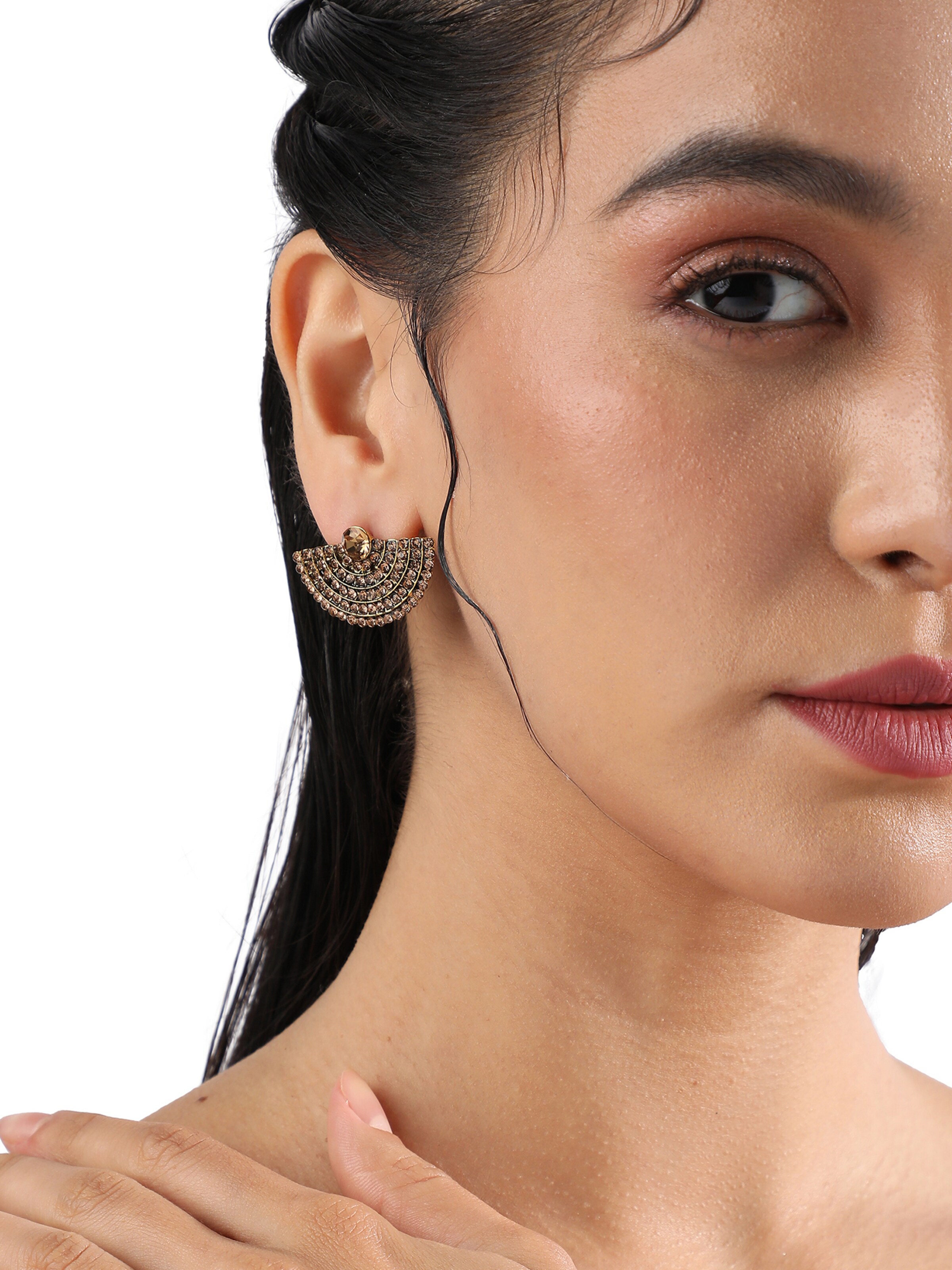 SOHI Ohrringe 'Englas' in Gold: Vorderseite