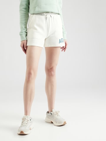 AÉROPOSTALE Regular Pants in White: front