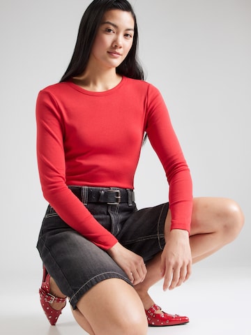 s.Oliver Μπλουζάκι σε κόκκινο: μπροστά