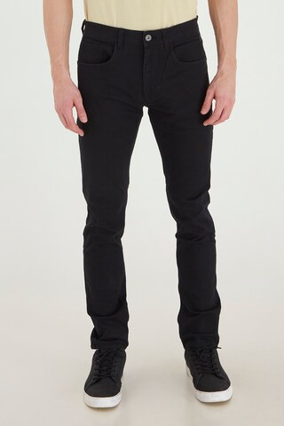 BLEND - Slimfit Pantalón 'Saturn' en negro: frente