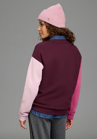 KangaROOS Sweatshirt in Rot