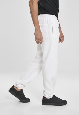 SOUTHPOLE Tapered Pants in White