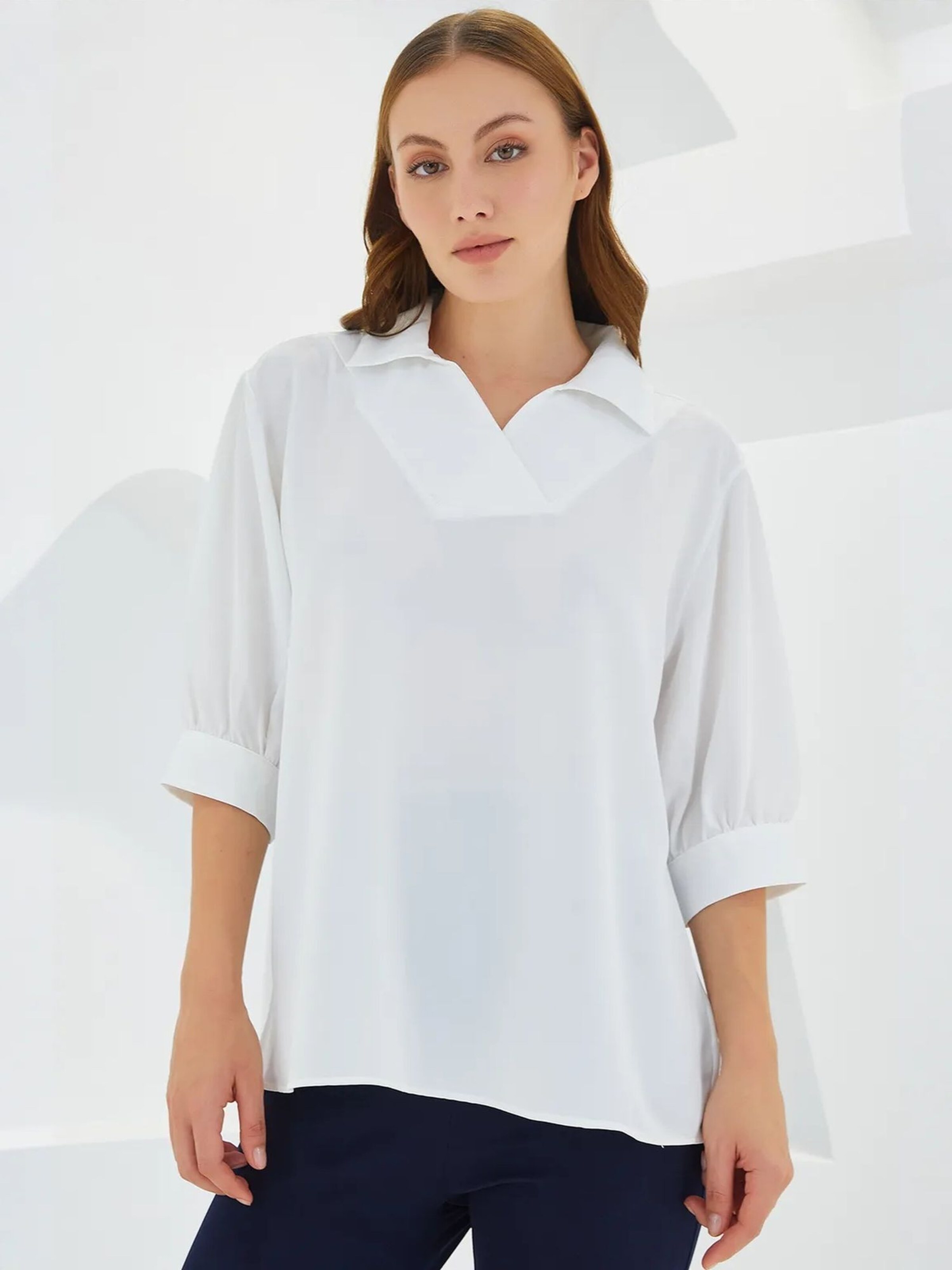 Bigdart - Blusa em branco: frente