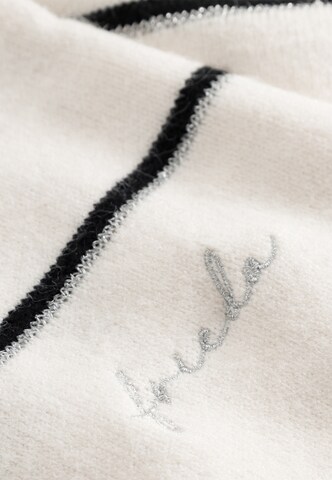 Frieda & Freddies NY Pullover in Weiß