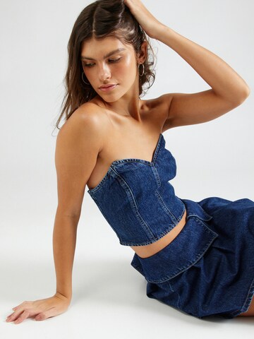 ABOUT YOU x Laura Giurcanu Top in Blauw