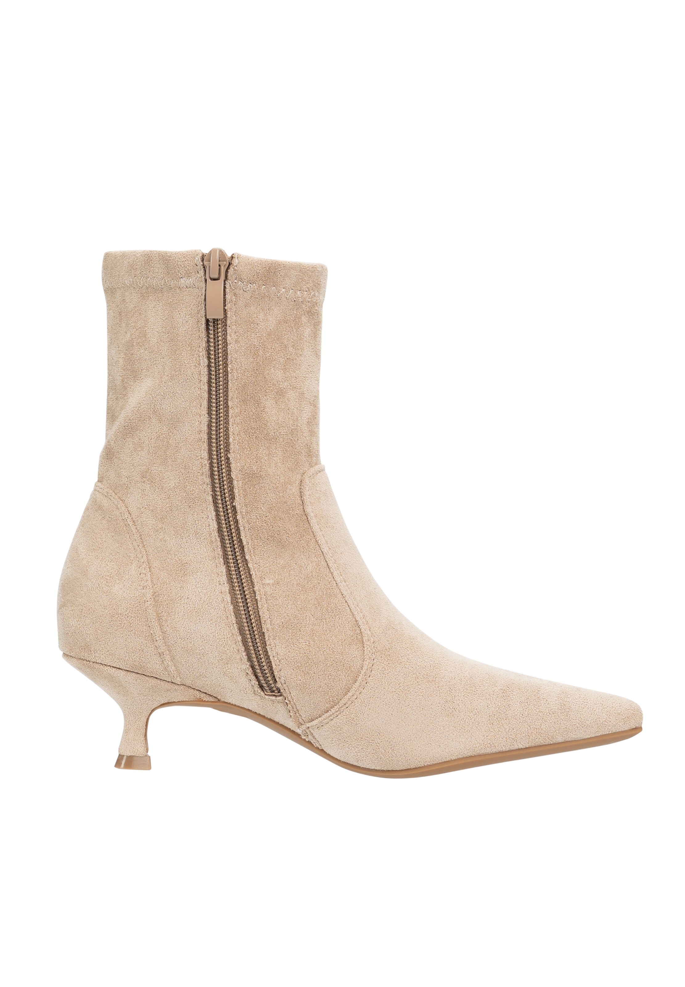 Salinyang Booties in Green